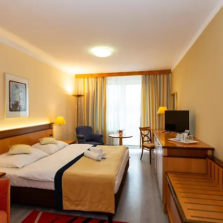 Hotel Fontána Lipno 3*