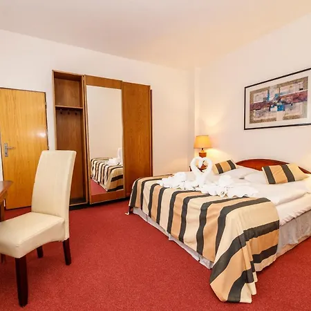 Hotel Fontána Lipno 3*
