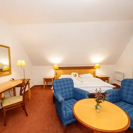 Fontána Lipno Hotel